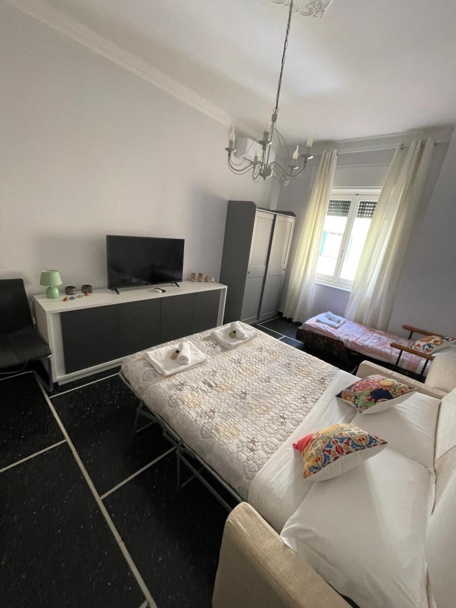 Molo Apartment *